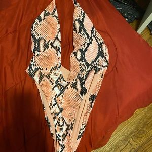 Bathing suit one piece